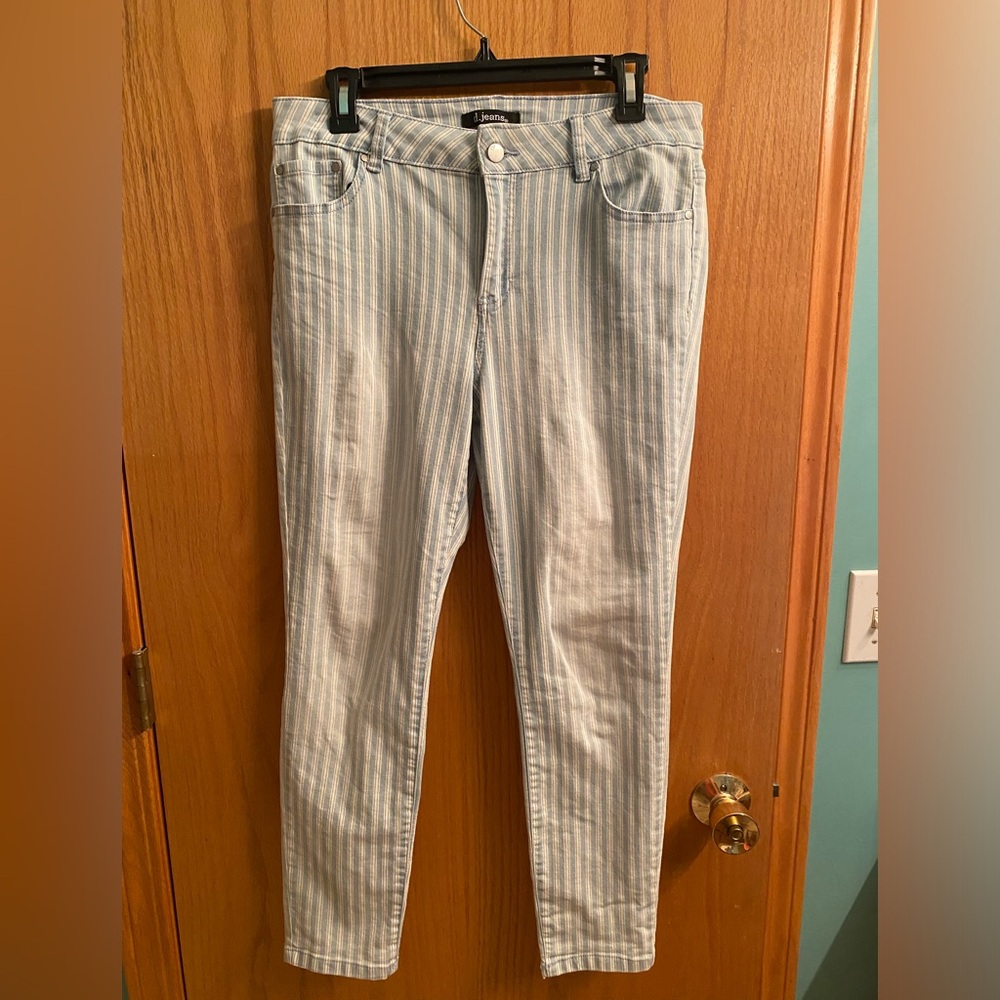 d.jeans capris Sz 10